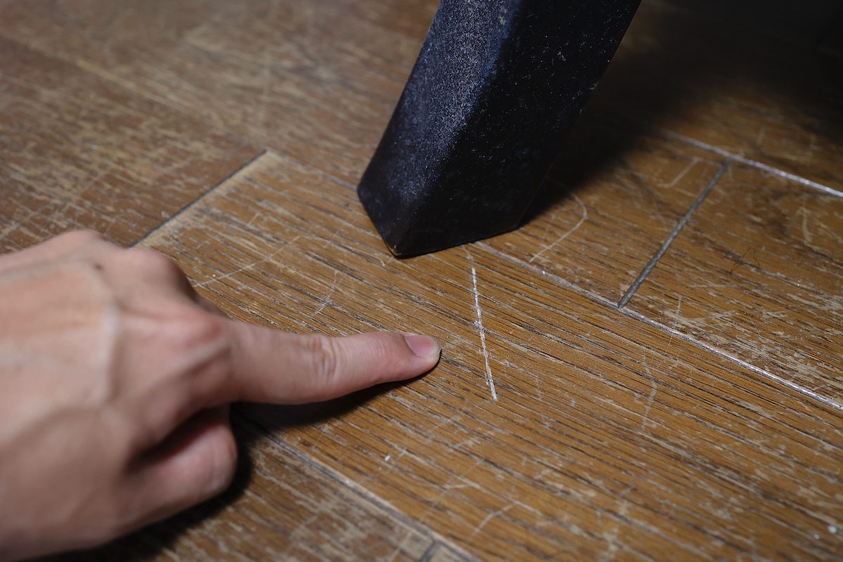 Table scratching the floor